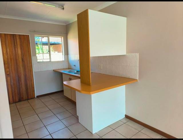 2 BEDROOM PROPERTY TO RENT IN FAERIE GLEN
